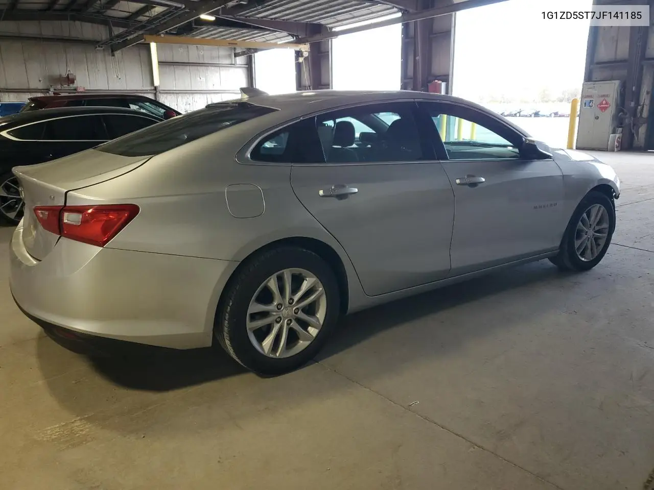 1G1ZD5ST7JF141185 2018 Chevrolet Malibu Lt