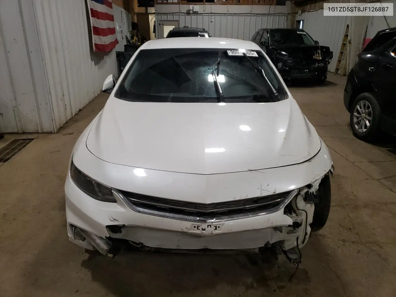1G1ZD5ST8JF126887 2018 Chevrolet Malibu Lt