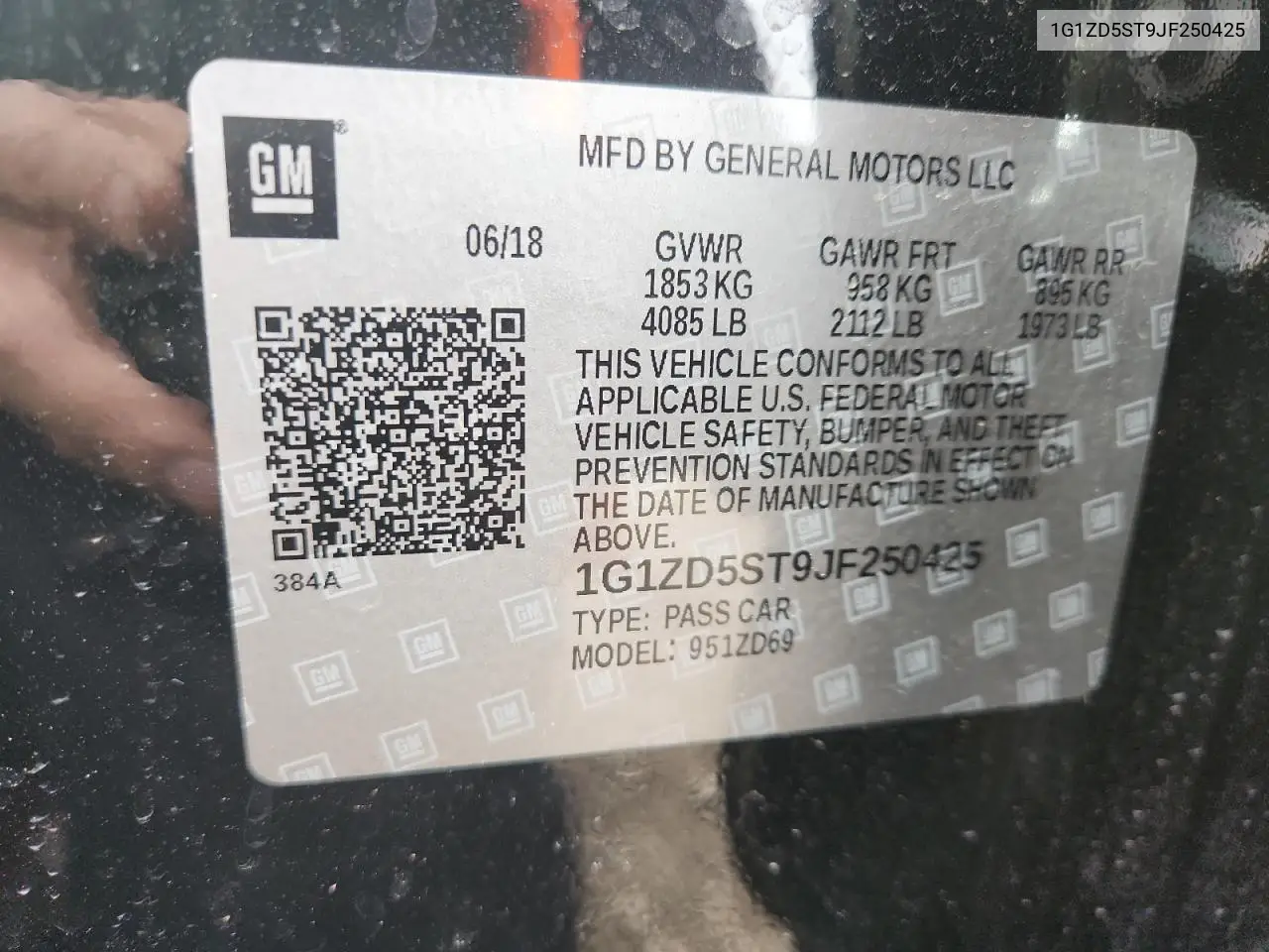 1G1ZD5ST9JF250425 2018 Chevrolet Malibu Lt