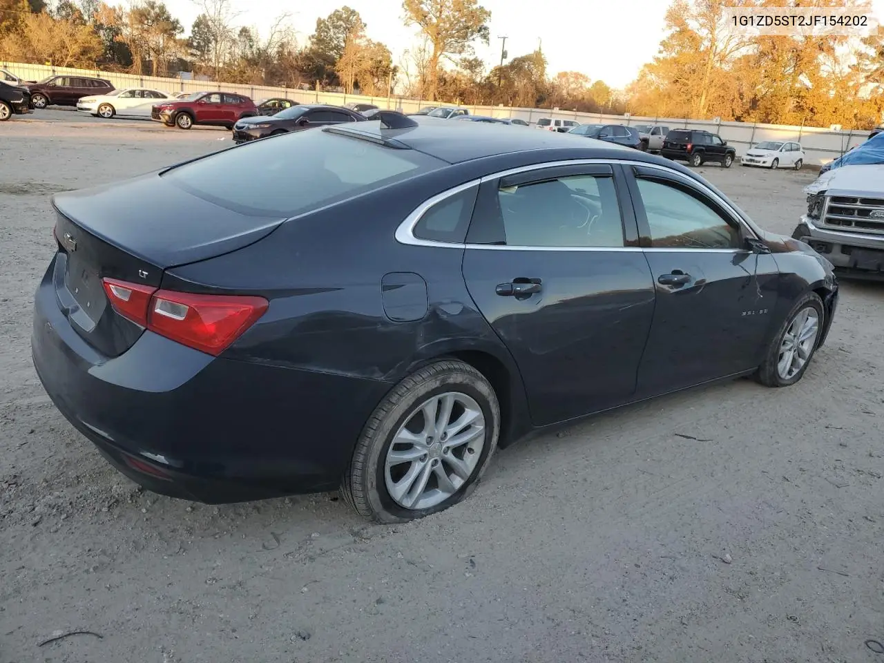 1G1ZD5ST2JF154202 2018 Chevrolet Malibu Lt