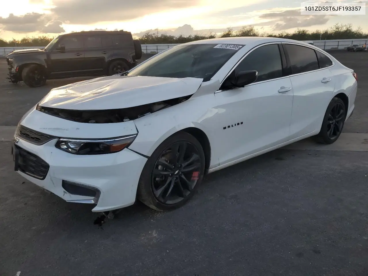 1G1ZD5ST6JF193357 2018 Chevrolet Malibu Lt