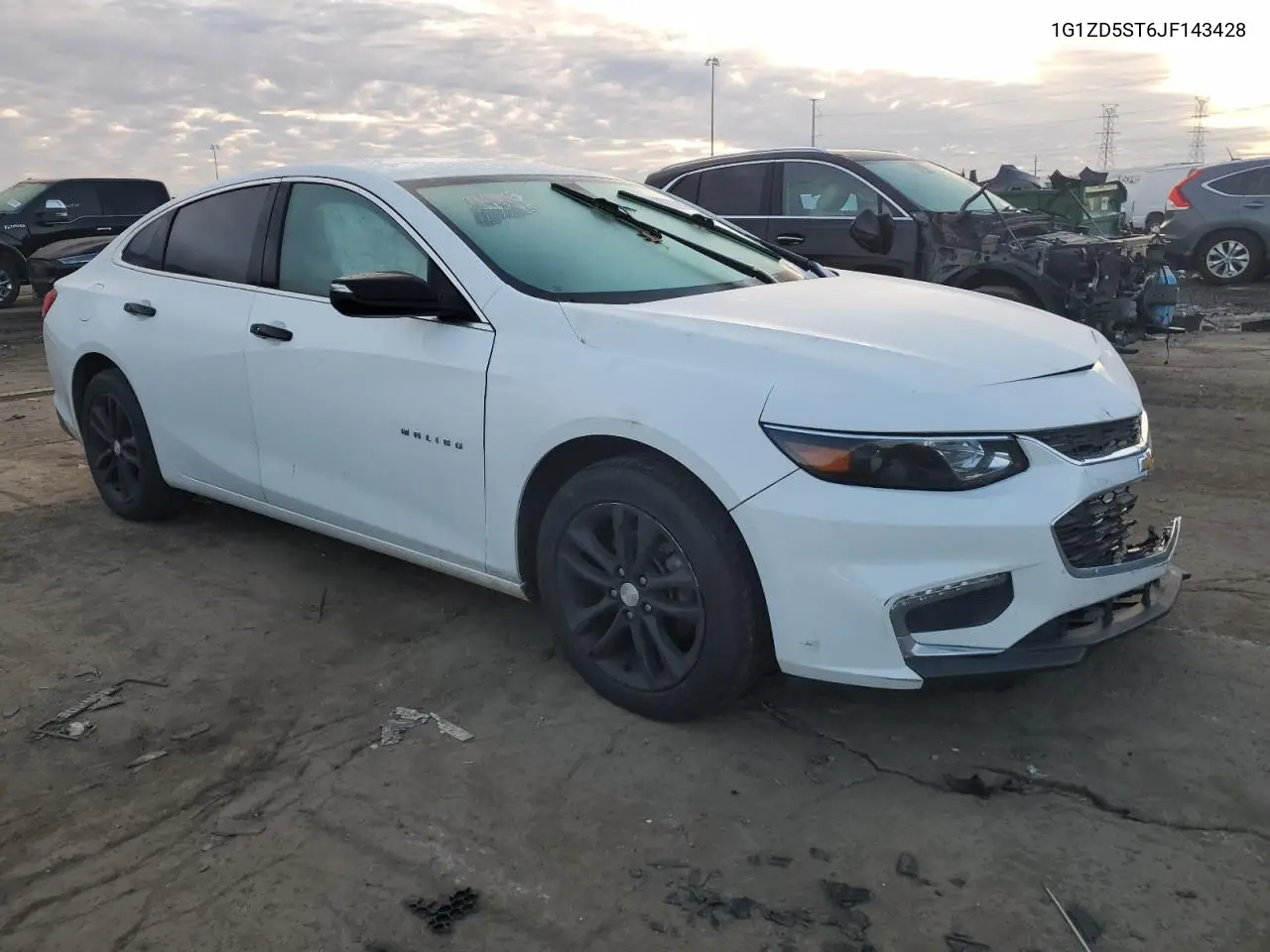 1G1ZD5ST6JF143428 2018 Chevrolet Malibu Lt