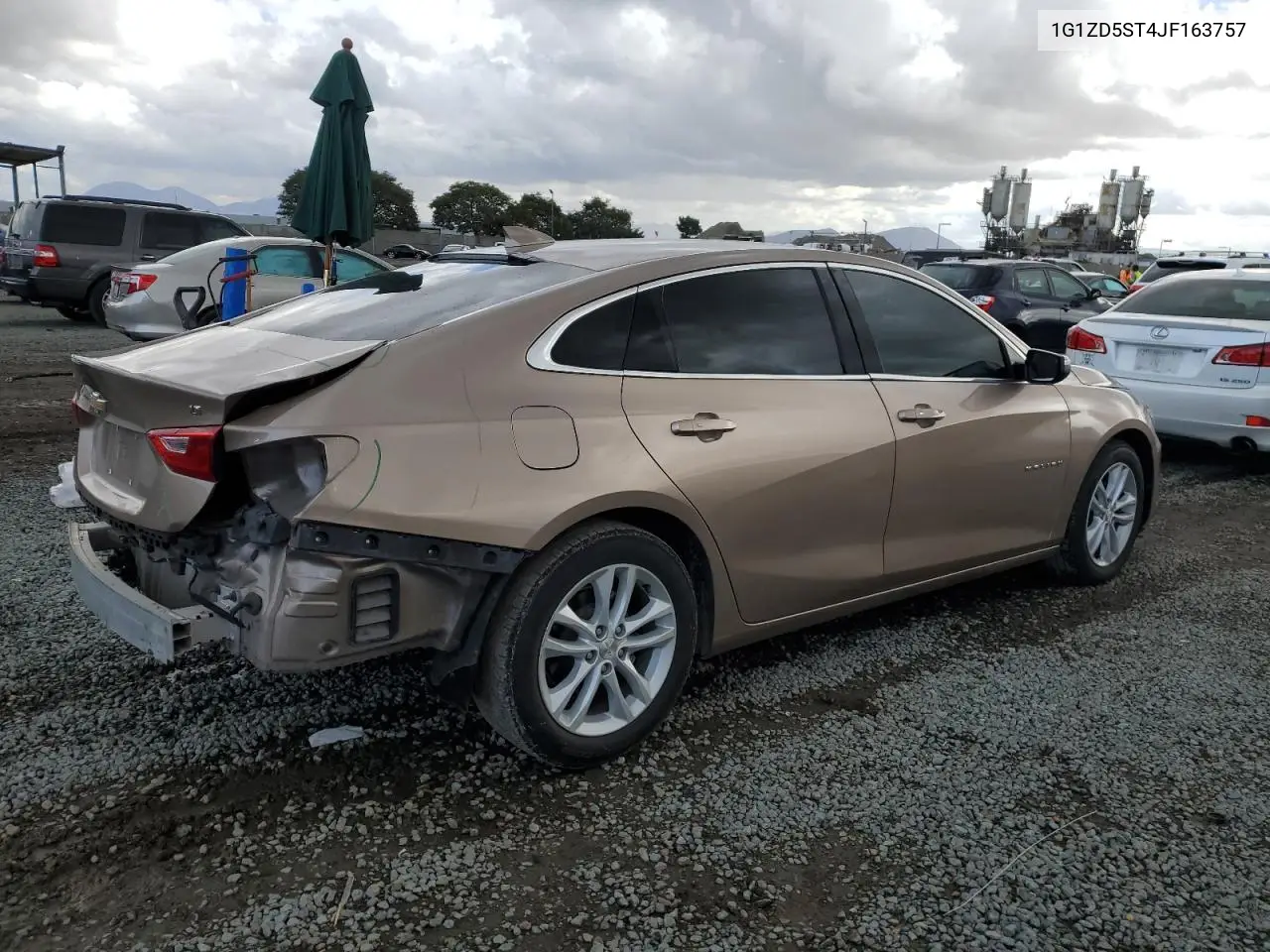 1G1ZD5ST4JF163757 2018 Chevrolet Malibu Lt