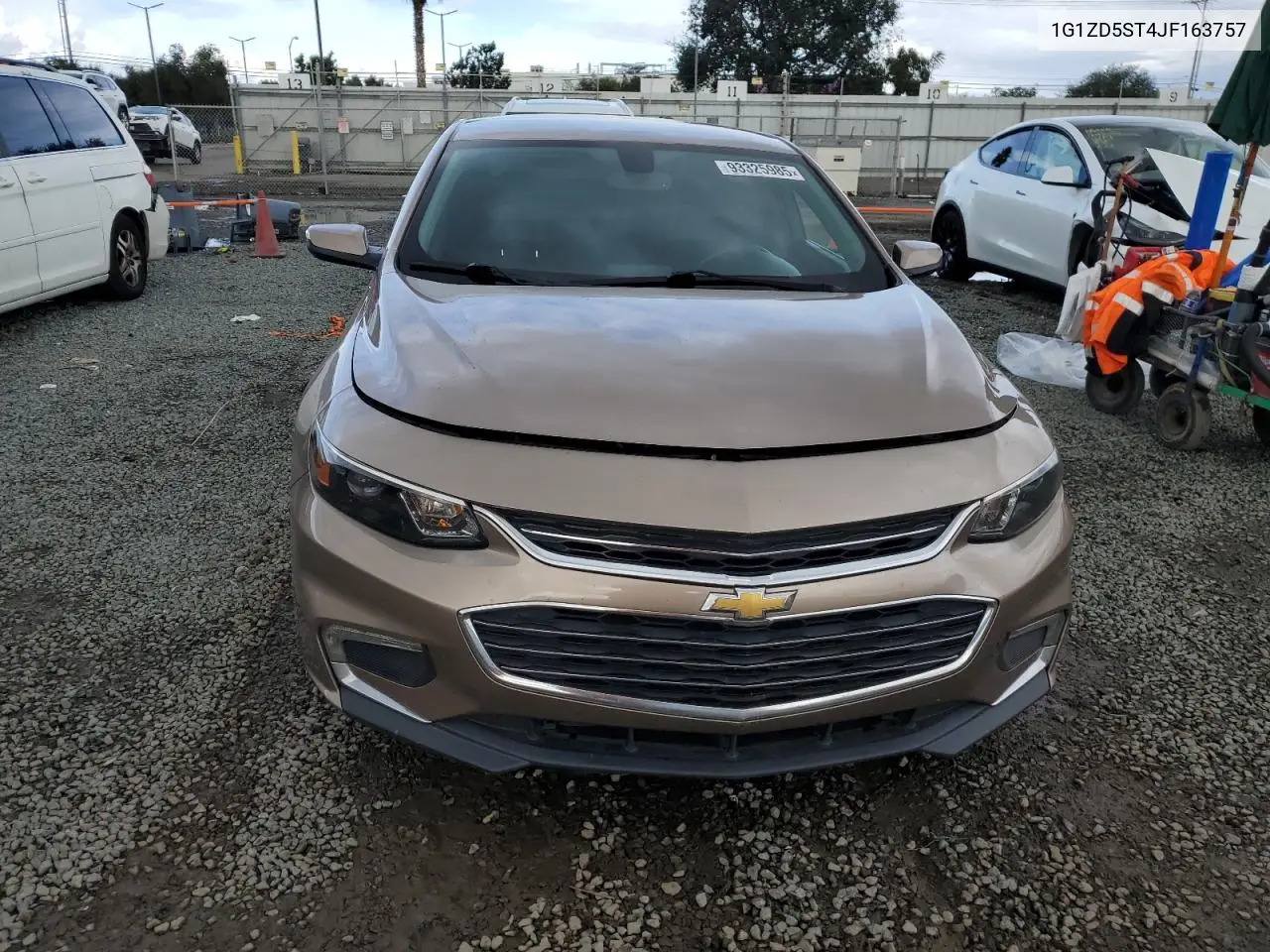 1G1ZD5ST4JF163757 2018 Chevrolet Malibu Lt