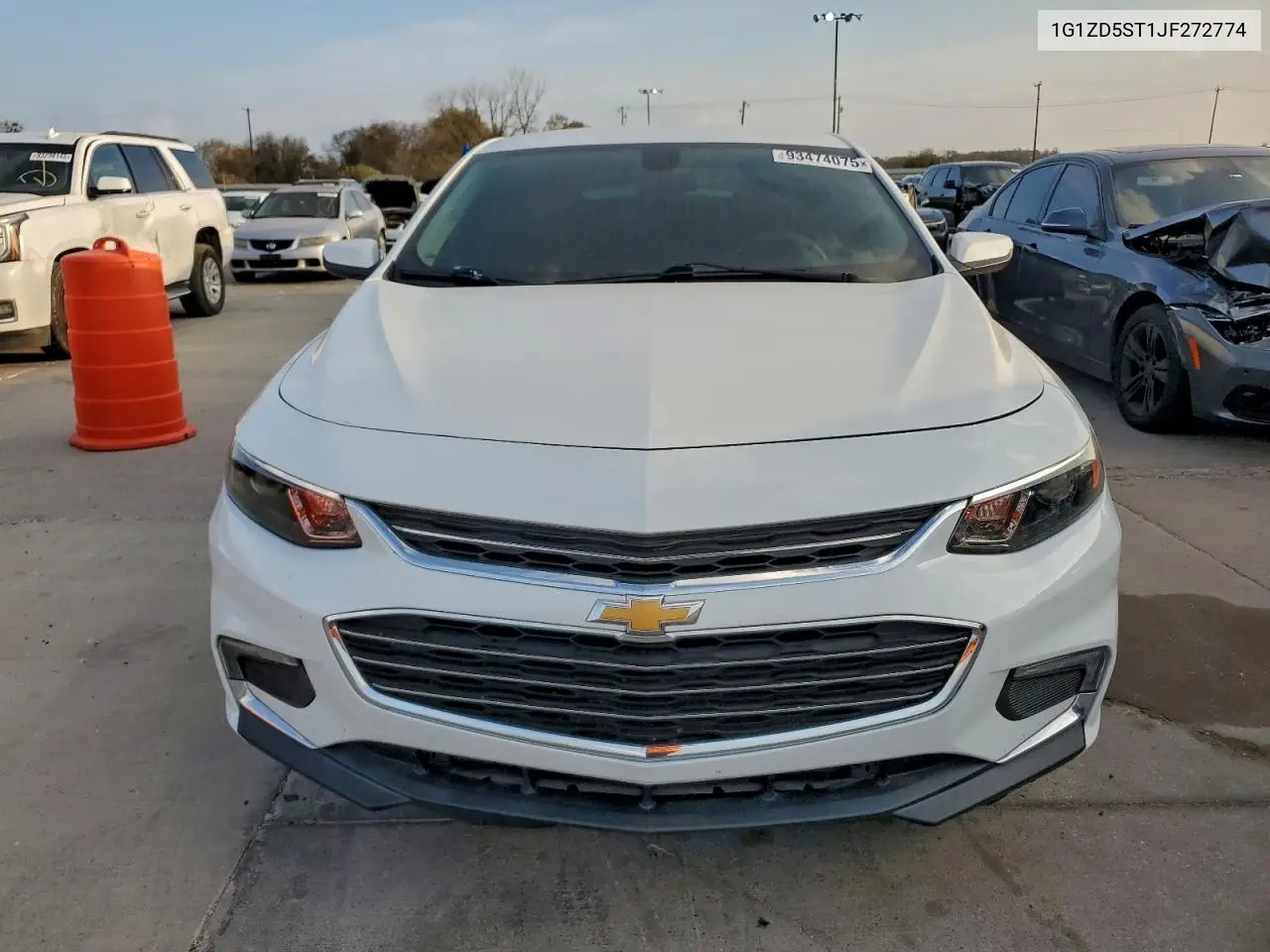 1G1ZD5ST1JF272774 2018 Chevrolet Malibu Lt