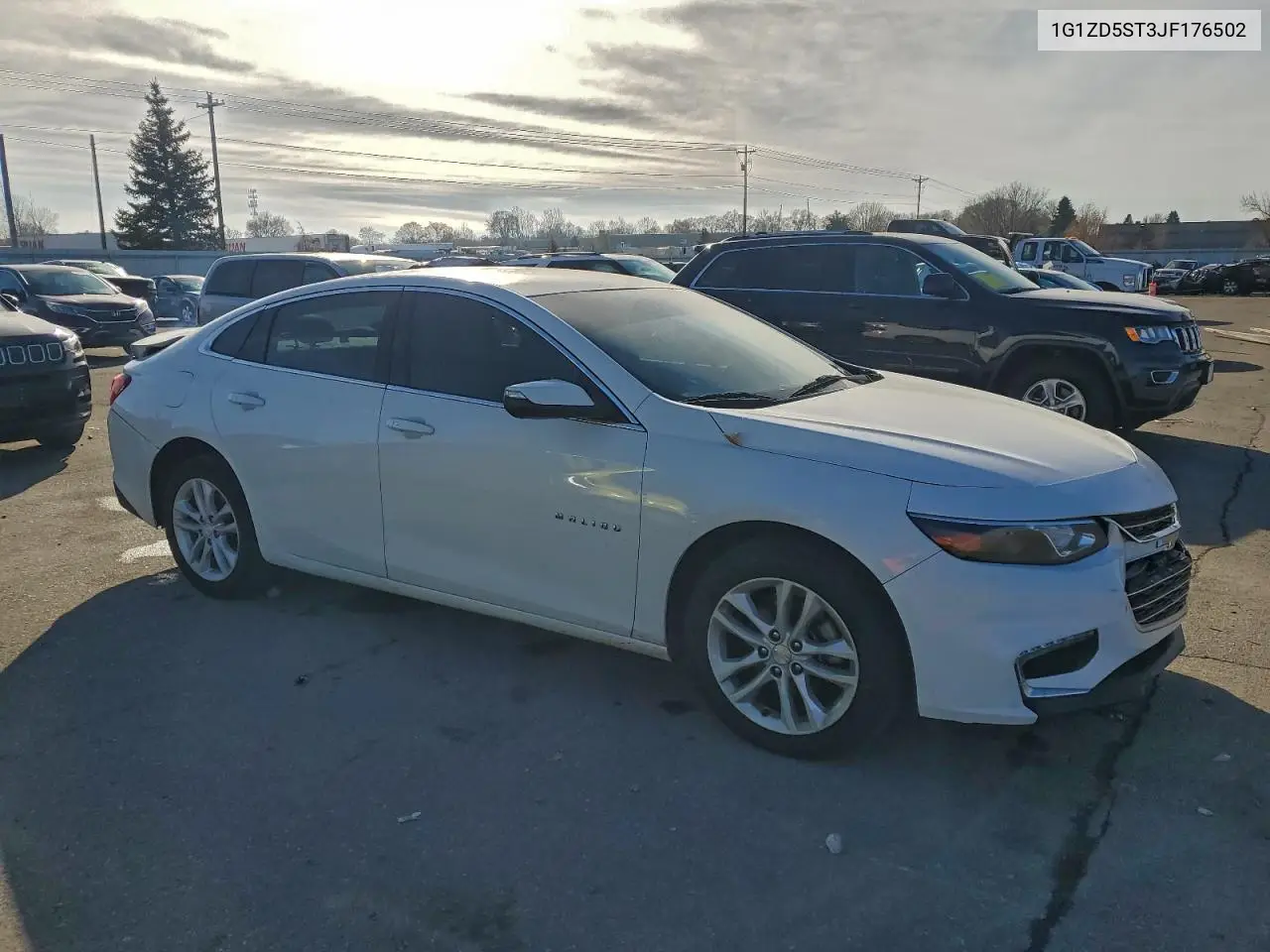 1G1ZD5ST3JF176502 2018 Chevrolet Malibu Lt