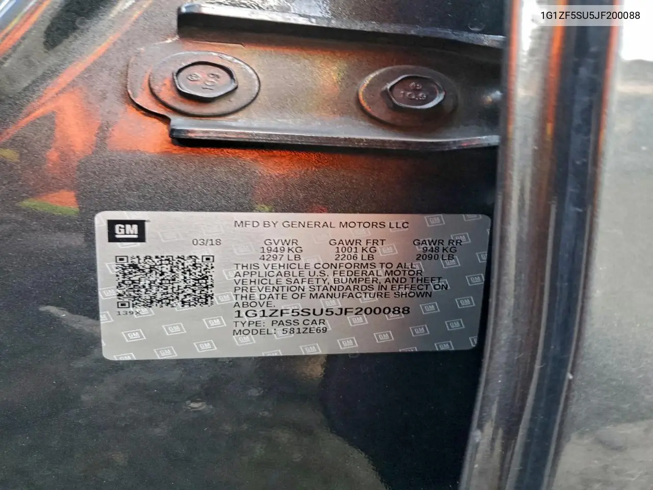 1G1ZF5SU5JF200088 2018 Chevrolet Malibu Hybrid