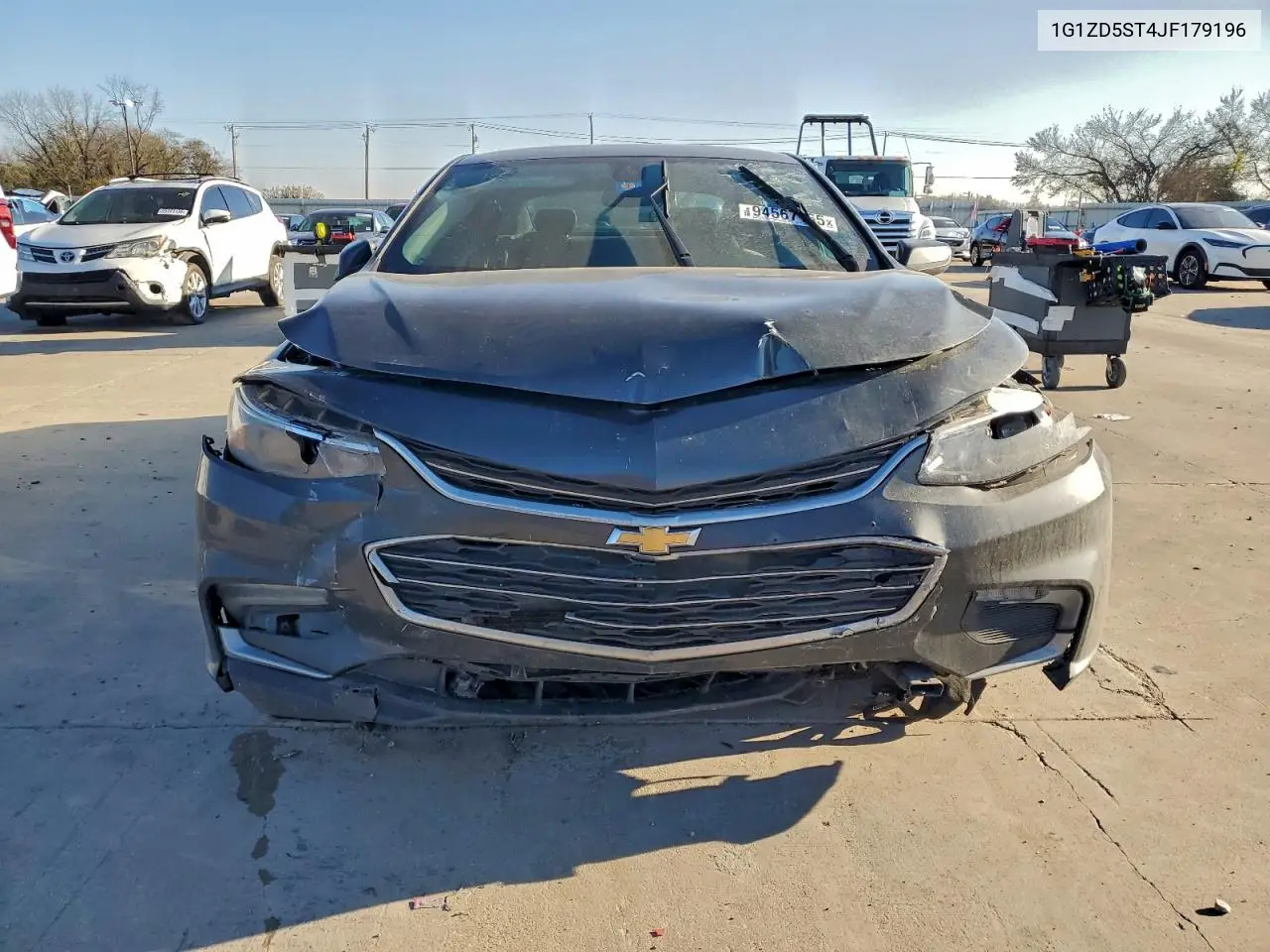 1G1ZD5ST4JF179196 2018 Chevrolet Malibu Lt