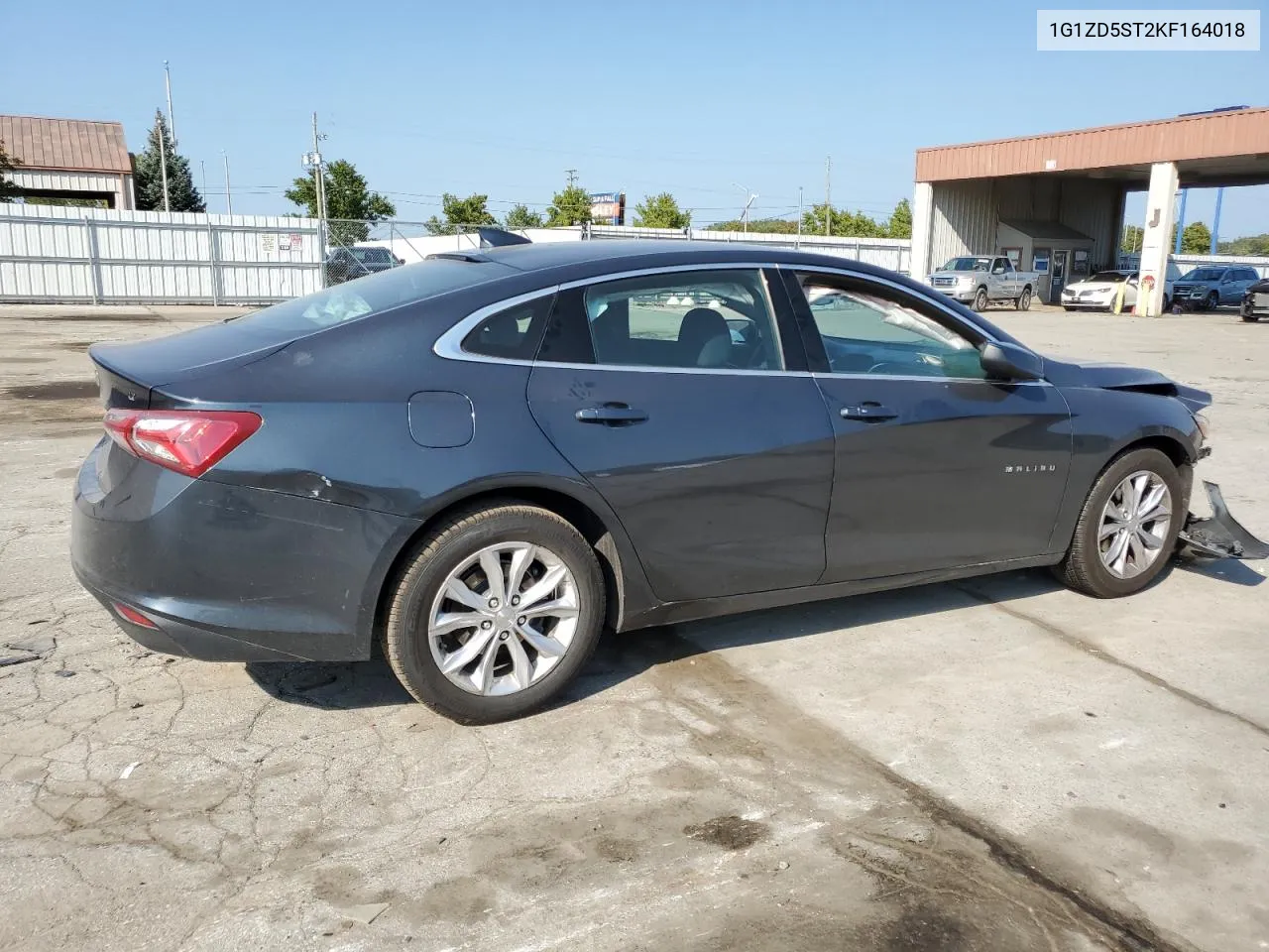 1G1ZD5ST2KF164018 2019 Chevrolet Malibu Lt