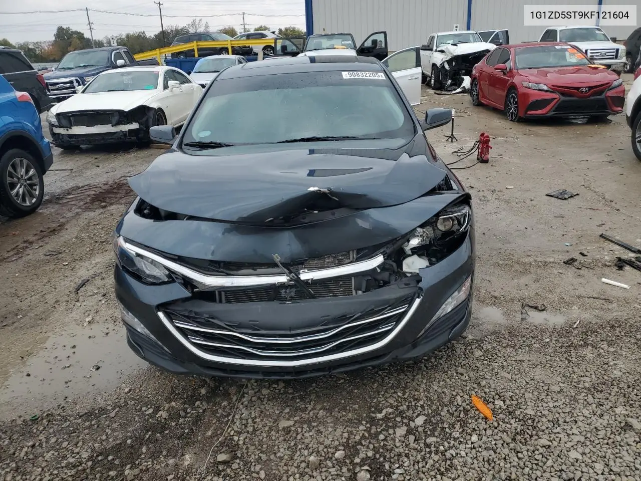 1G1ZD5ST9KF121604 2019 Chevrolet Malibu Lt