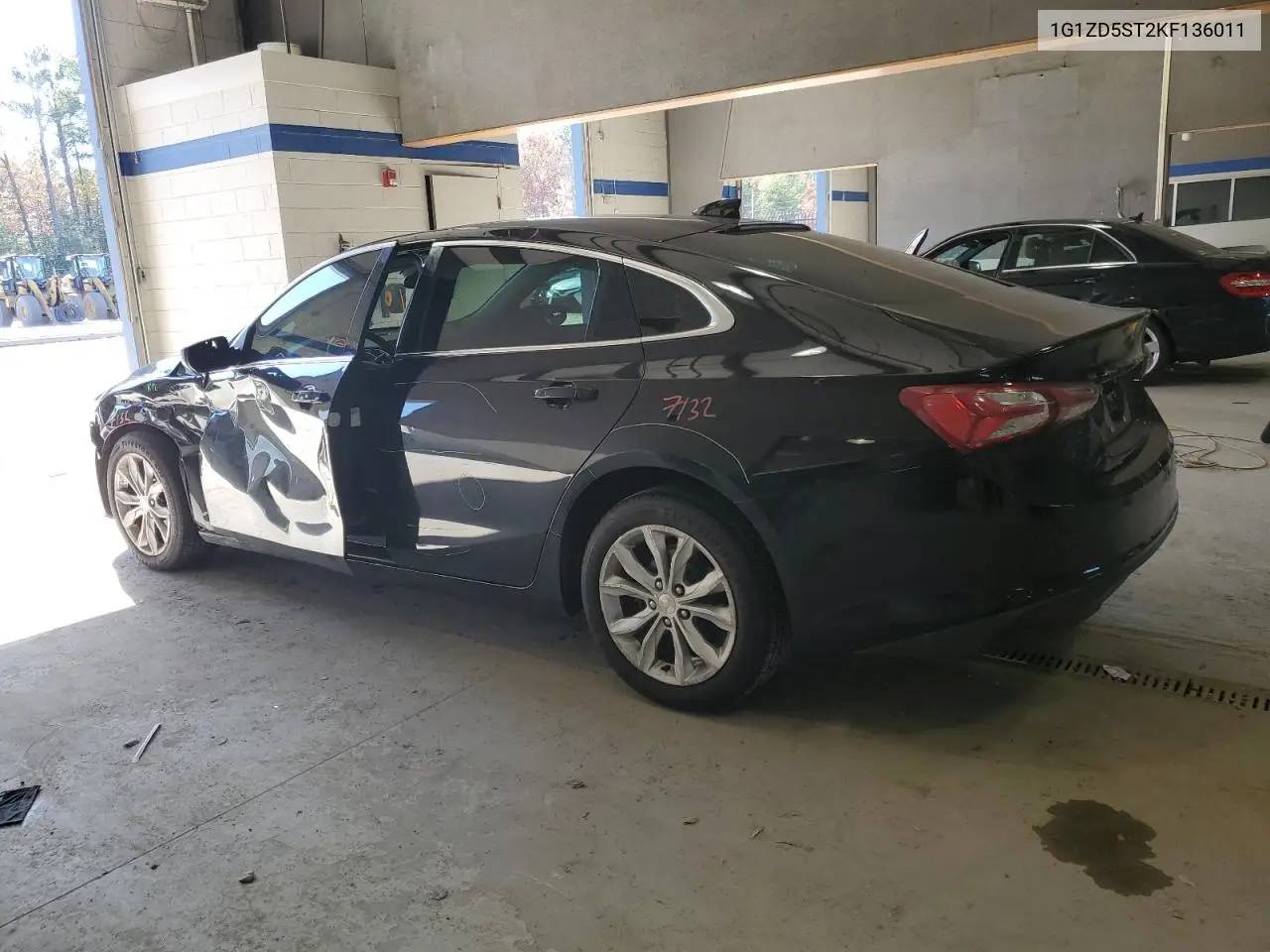1G1ZD5ST2KF136011 2019 Chevrolet Malibu Lt