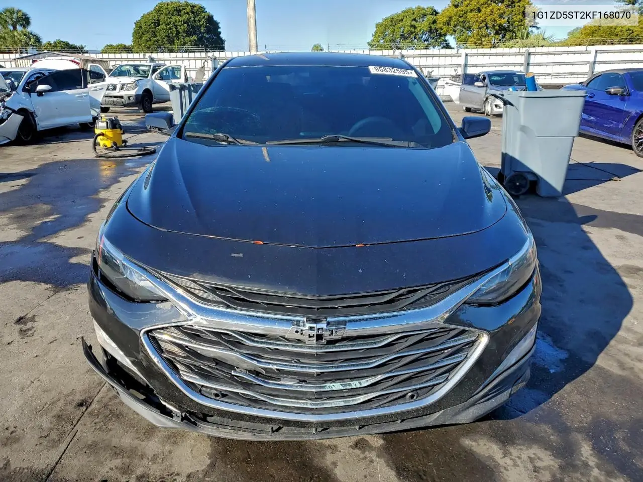 1G1ZD5ST2KF168070 2019 Chevrolet Malibu Lt