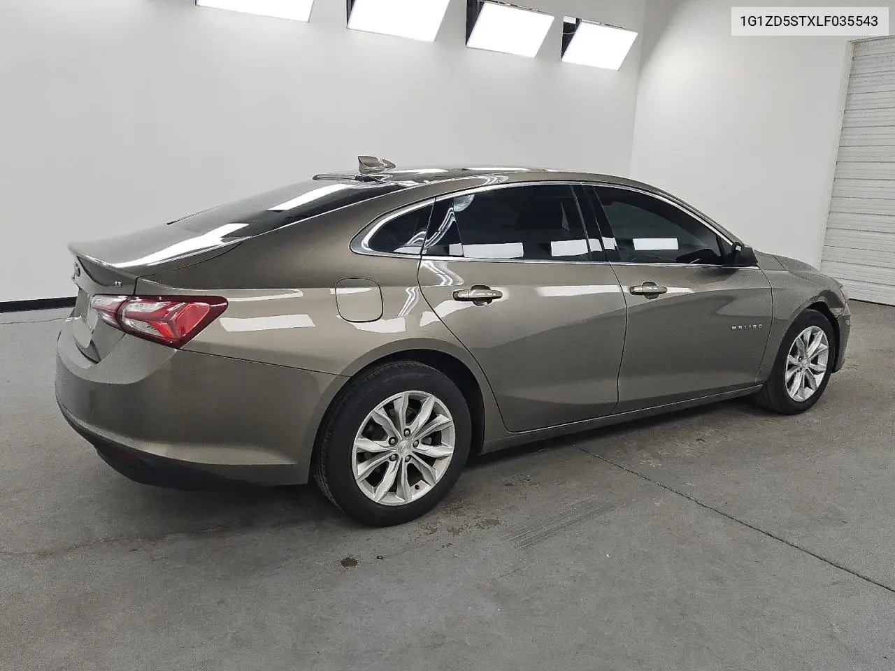1G1ZD5STXLF035543 2020 Chevrolet Malibu Lt
