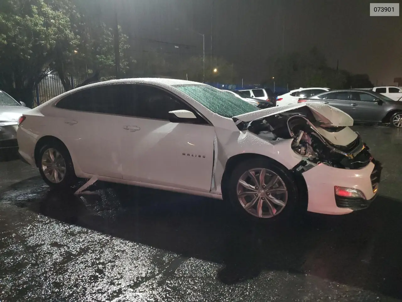 073901 2020 Chevrolet Malibu Lt