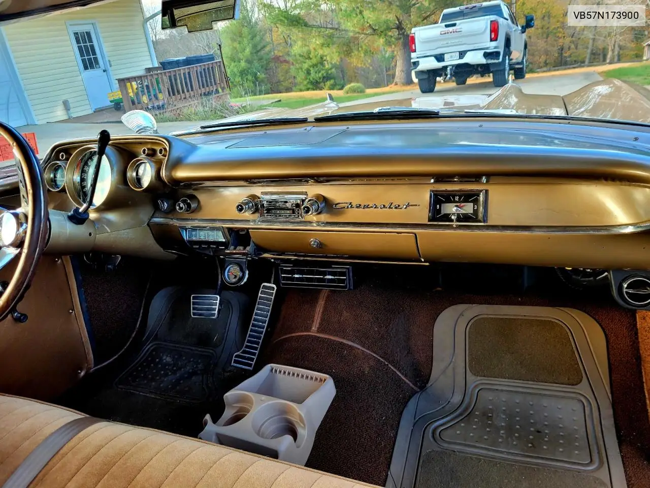 VB57N173900 1957 Chevrolet Wagon