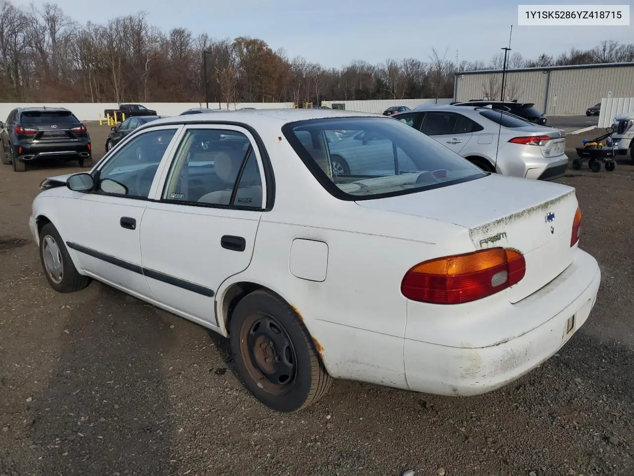 1Y1SK5286YZ418715 2000 Chevrolet Geo Prizm Base