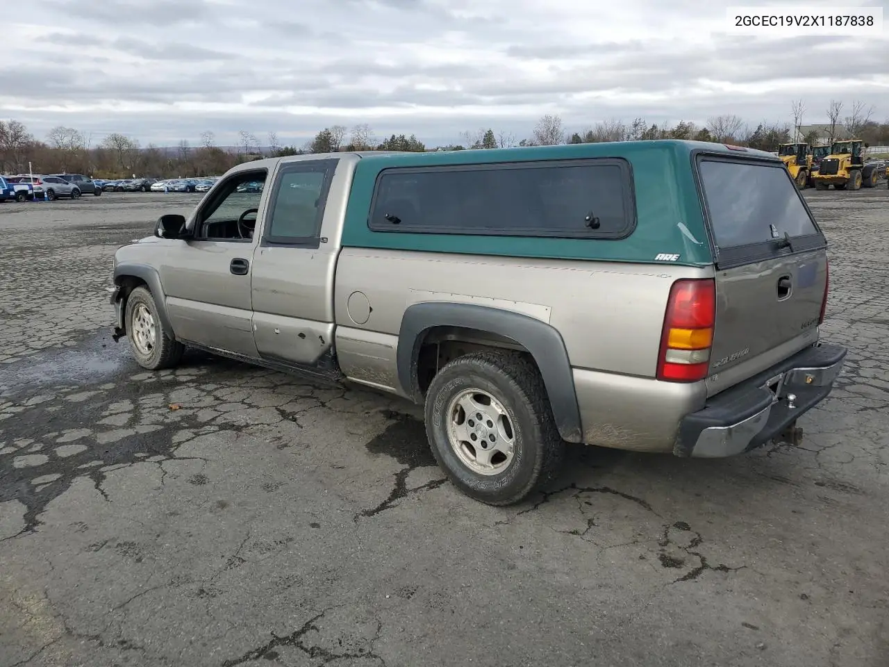2GCEC19V2X1187838 1999 Chevrolet Silverado C1500
