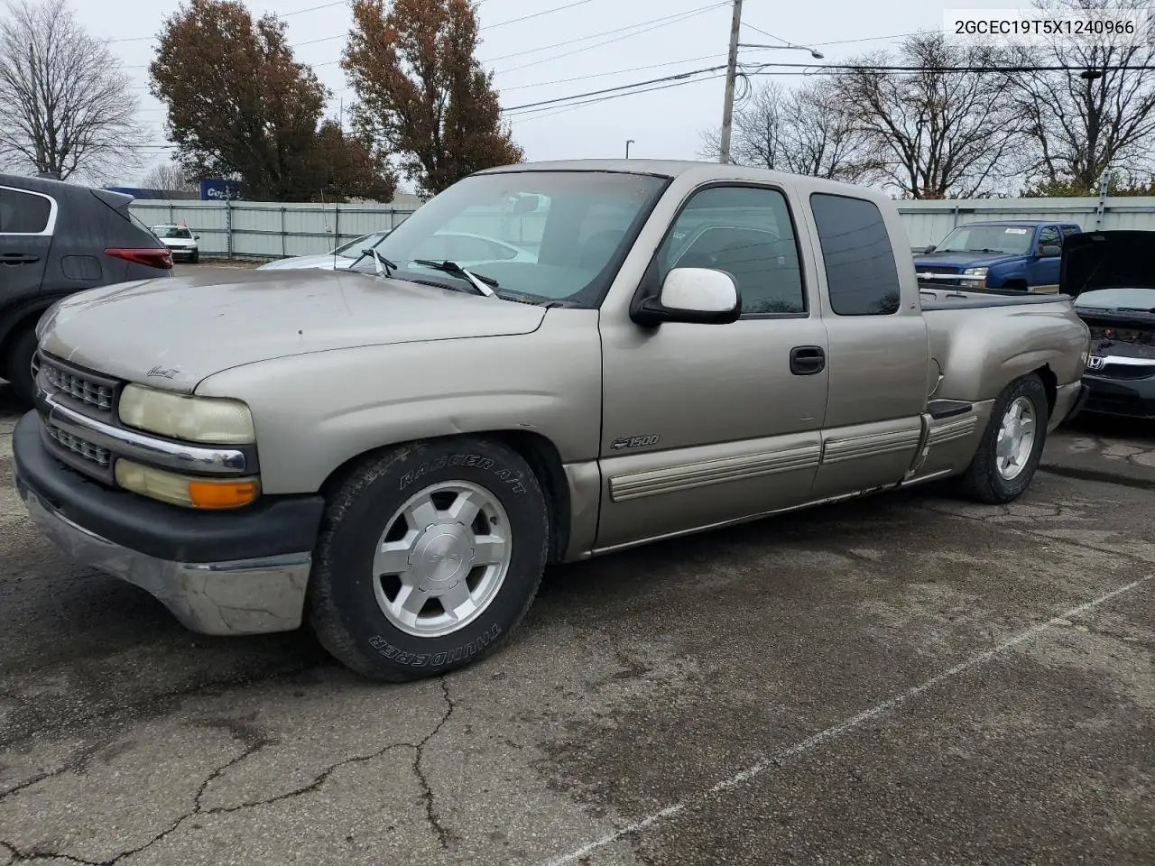 2GCEC19T5X1240966 1999 Chevrolet Silverado C1500
