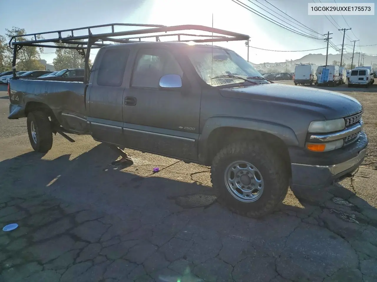 1GCGK29UXXE175573 1999 Chevrolet Silverado K2500