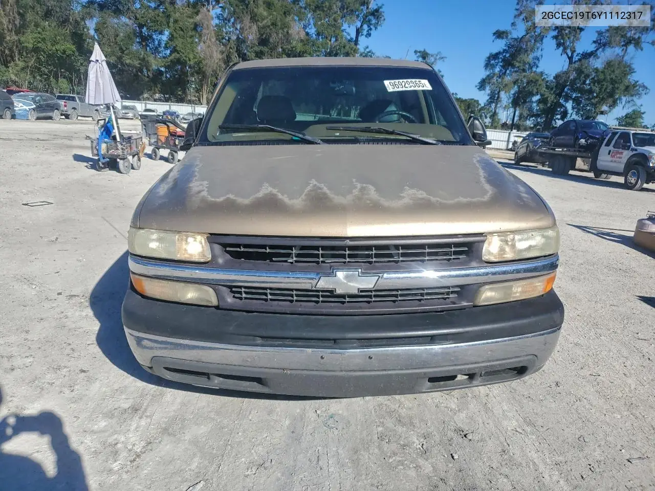 2GCEC19T6Y1112317 2000 Chevrolet Silverado C1500