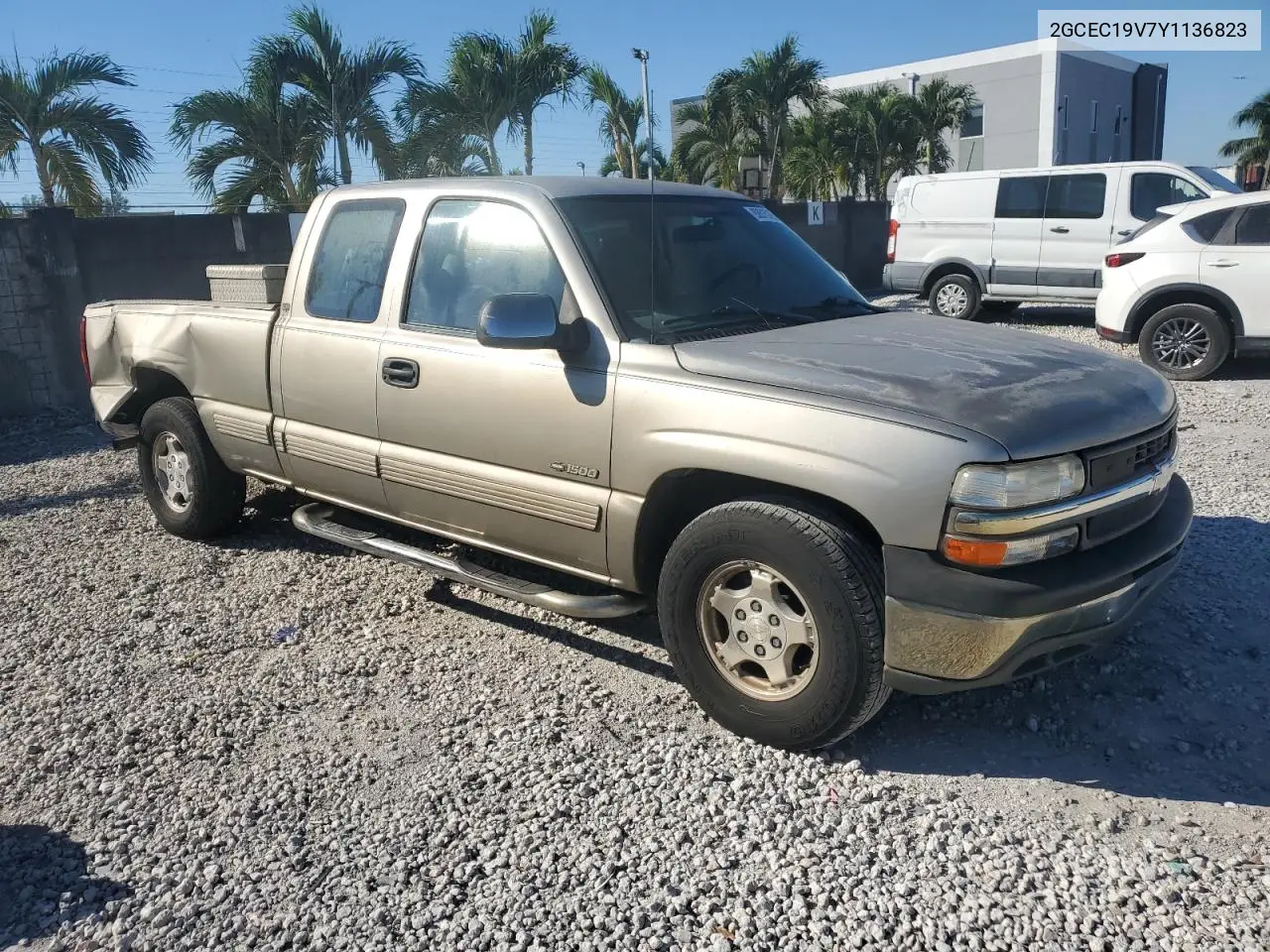 2GCEC19V7Y1136823 2000 Chevrolet Silverado C1500