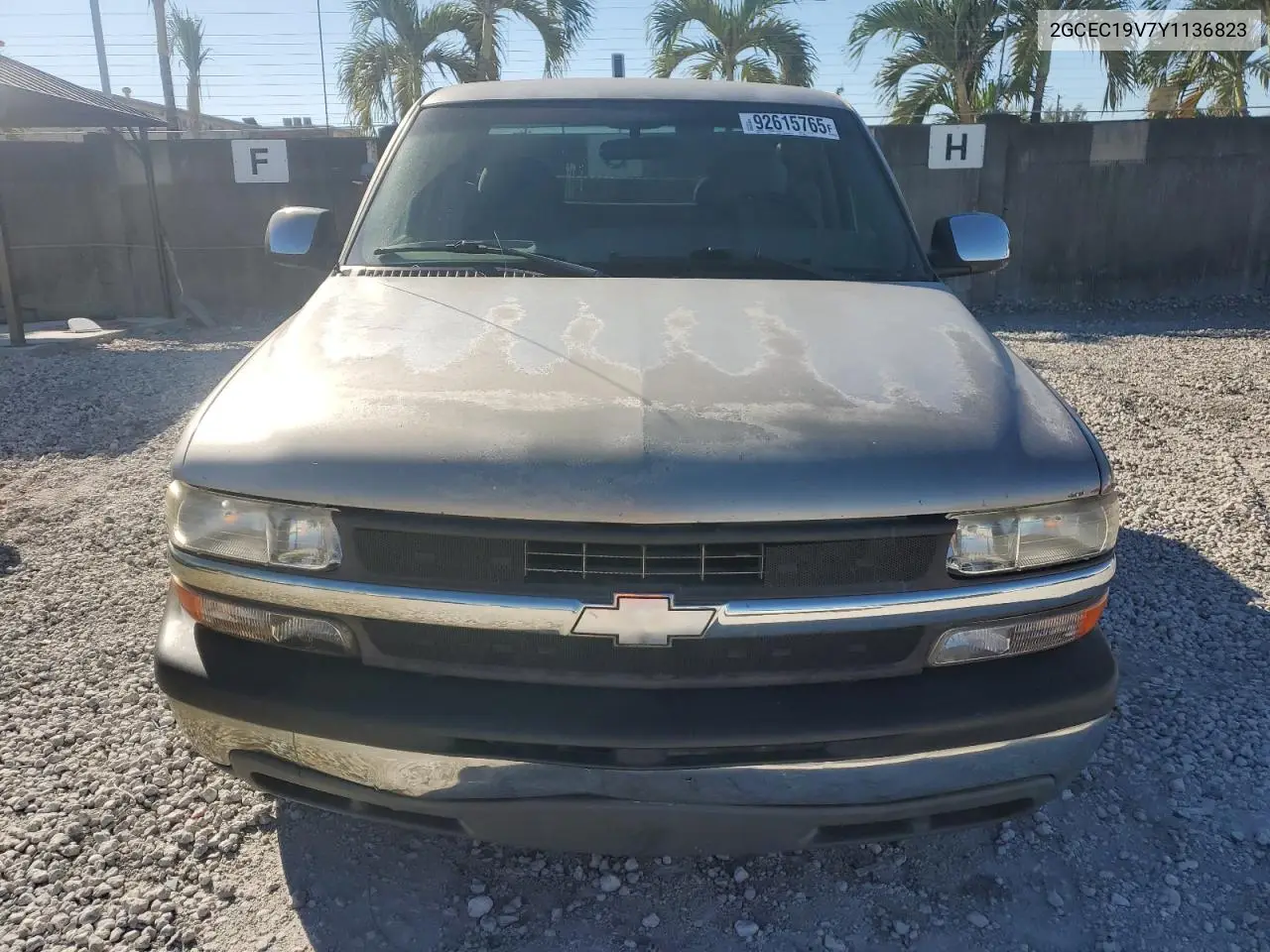 2GCEC19V7Y1136823 2000 Chevrolet Silverado C1500