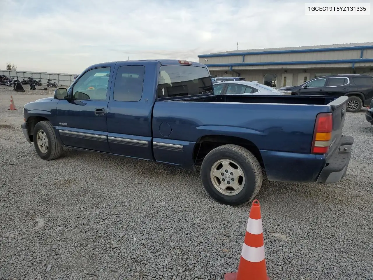 1GCEC19T5YZ131335 2000 Chevrolet Silverado C1500