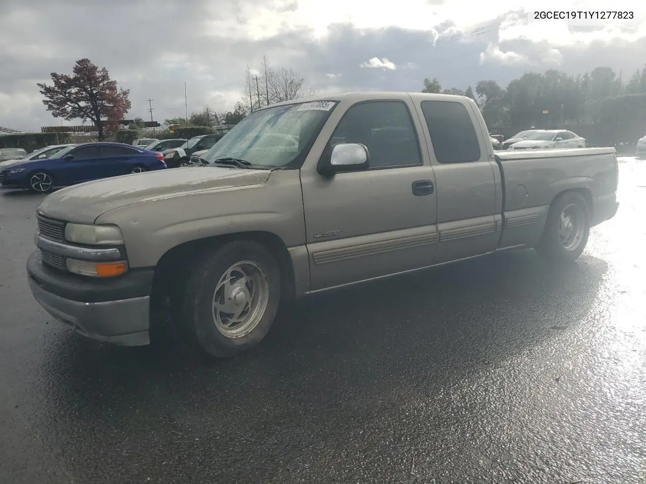 2GCEC19T1Y1277823 2000 Chevrolet Silverado C1500