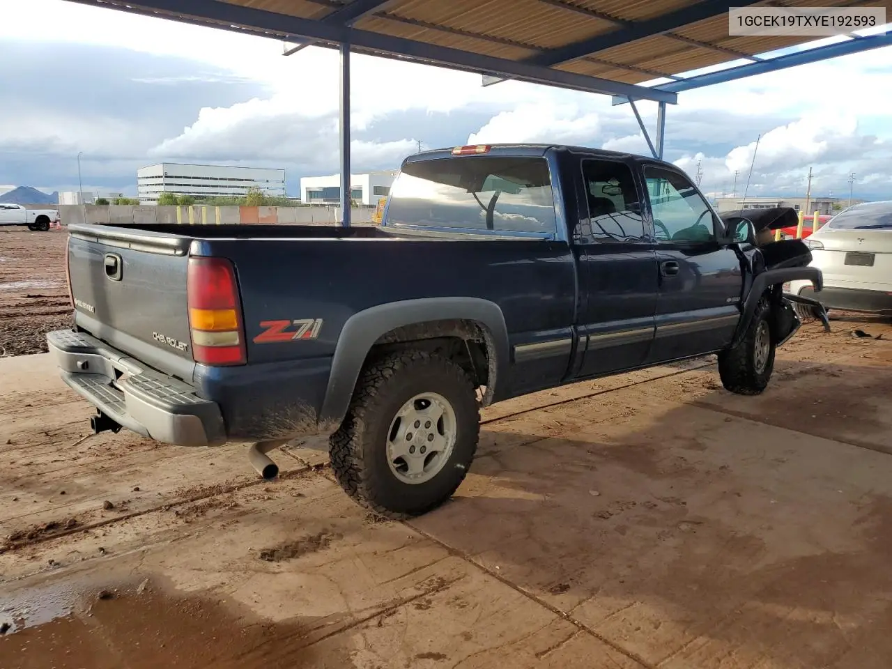 1GCEK19TXYE192593 2000 Chevrolet Silverado K1500