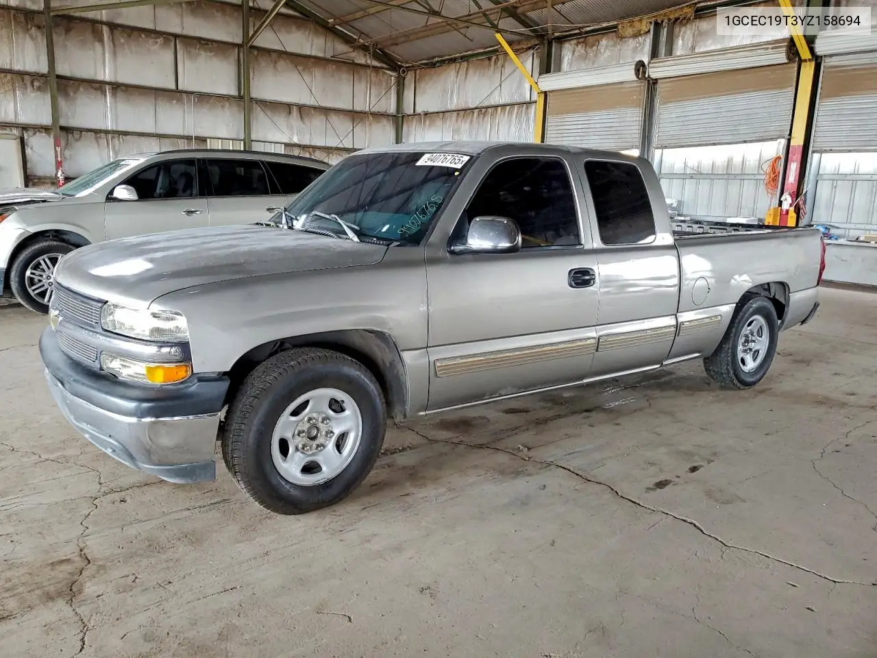 1GCEC19T3YZ158694 2000 Chevrolet Silverado C1500