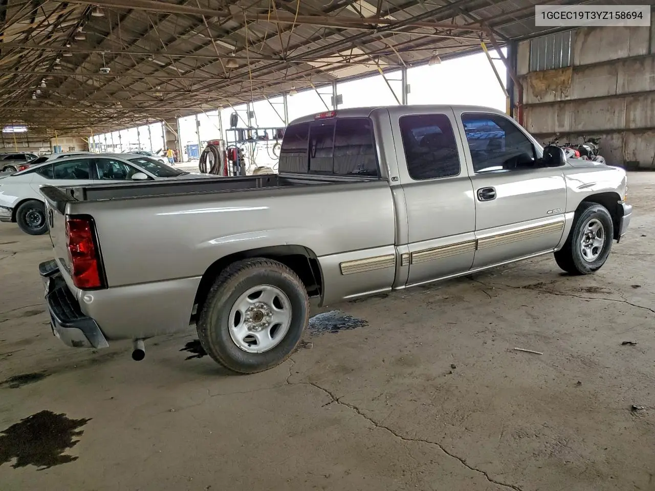 1GCEC19T3YZ158694 2000 Chevrolet Silverado C1500