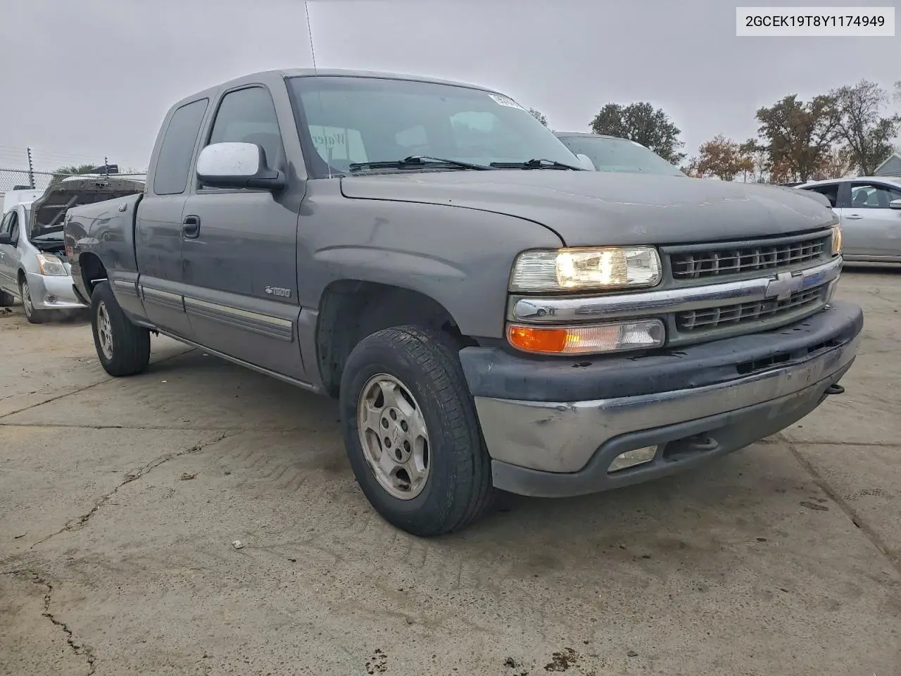 2GCEK19T8Y1174949 2000 Chevrolet Silverado K1500