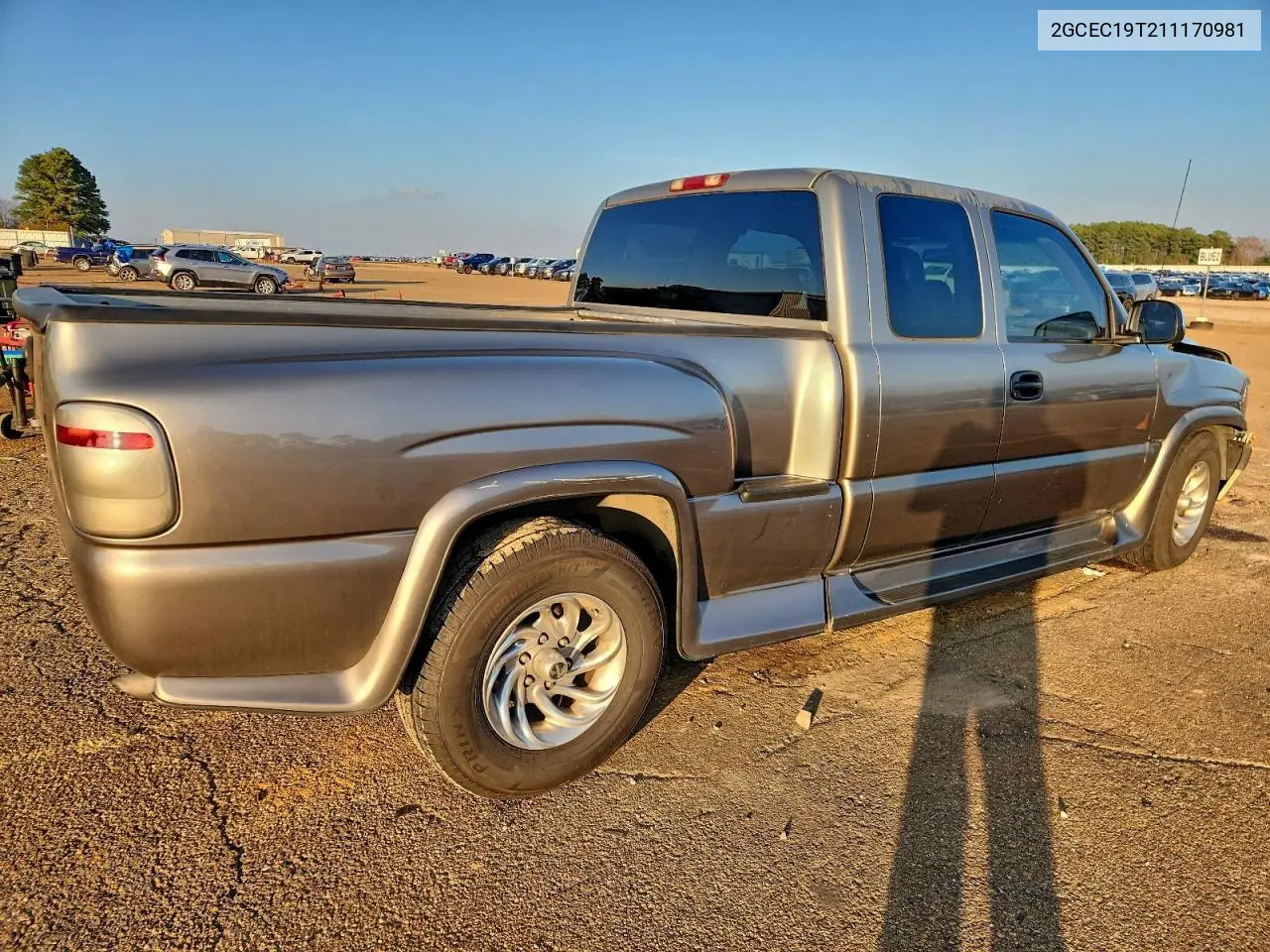 2GCEC19T211170981 2001 Chevrolet Silverado C1500