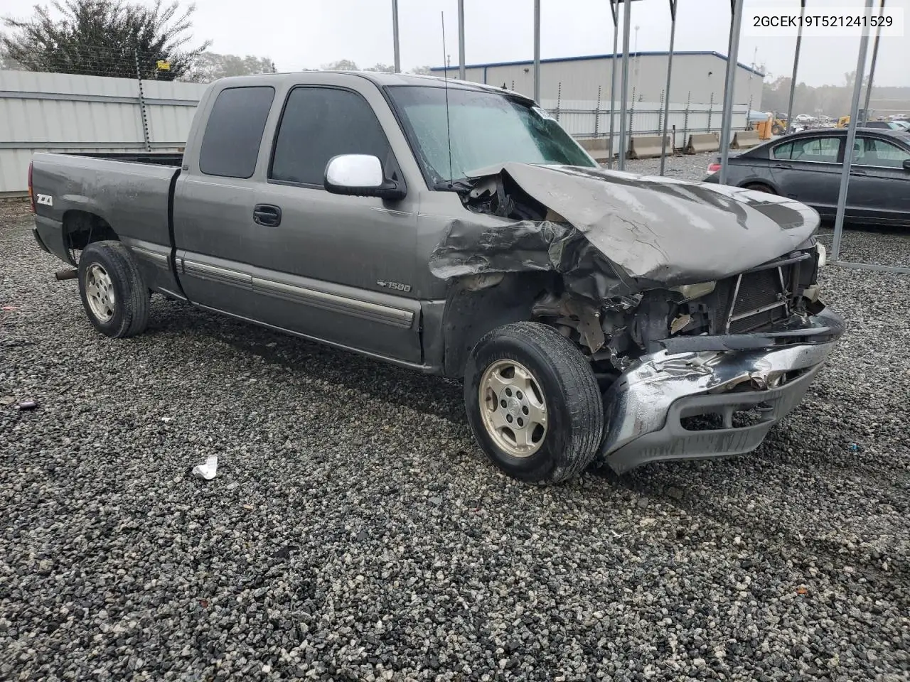 2GCEK19T521241529 2002 Chevrolet Silverado K1500