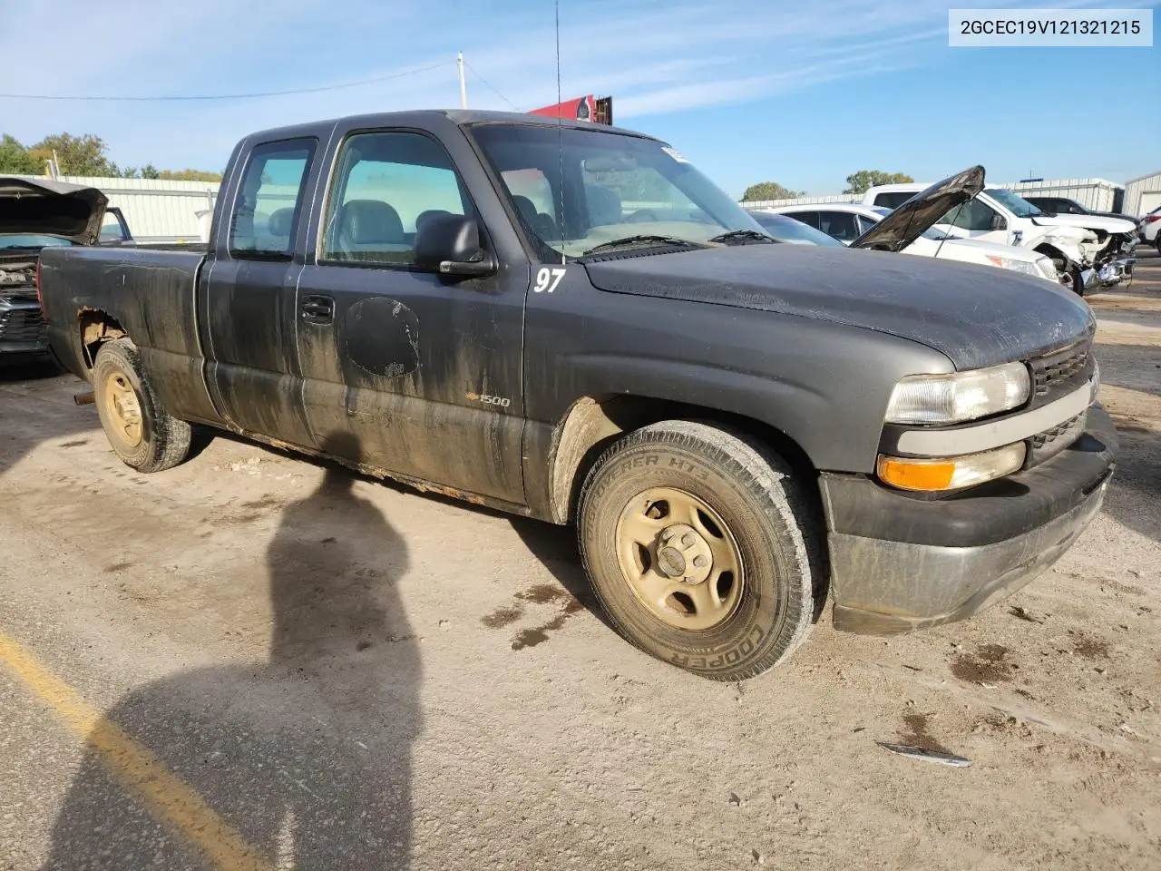 2GCEC19V121321215 2002 Chevrolet Silverado C1500