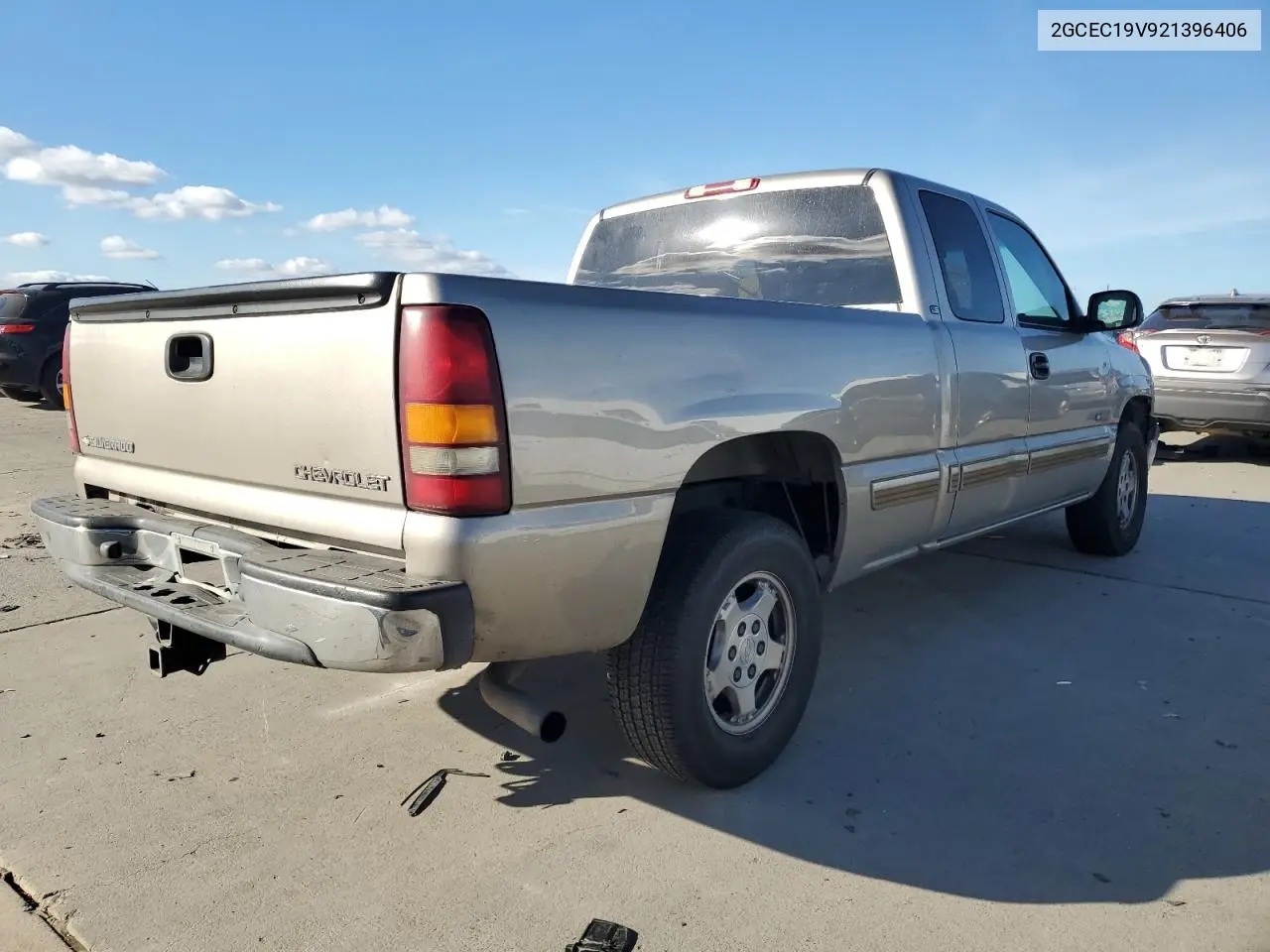 2GCEC19V921396406 2002 Chevrolet Silverado C1500