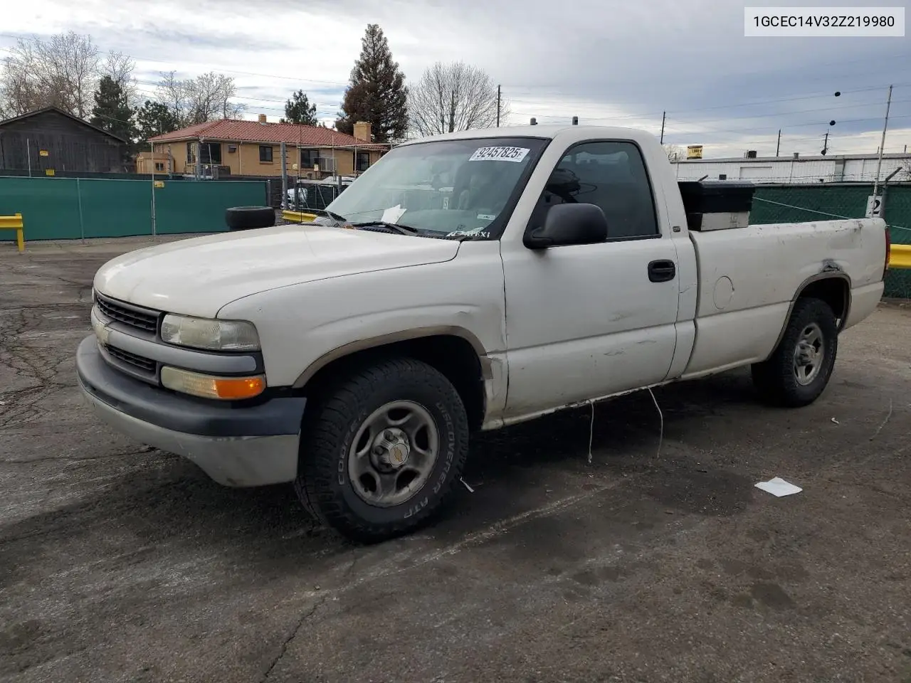 1GCEC14V32Z219980 2002 Chevrolet Silverado C1500