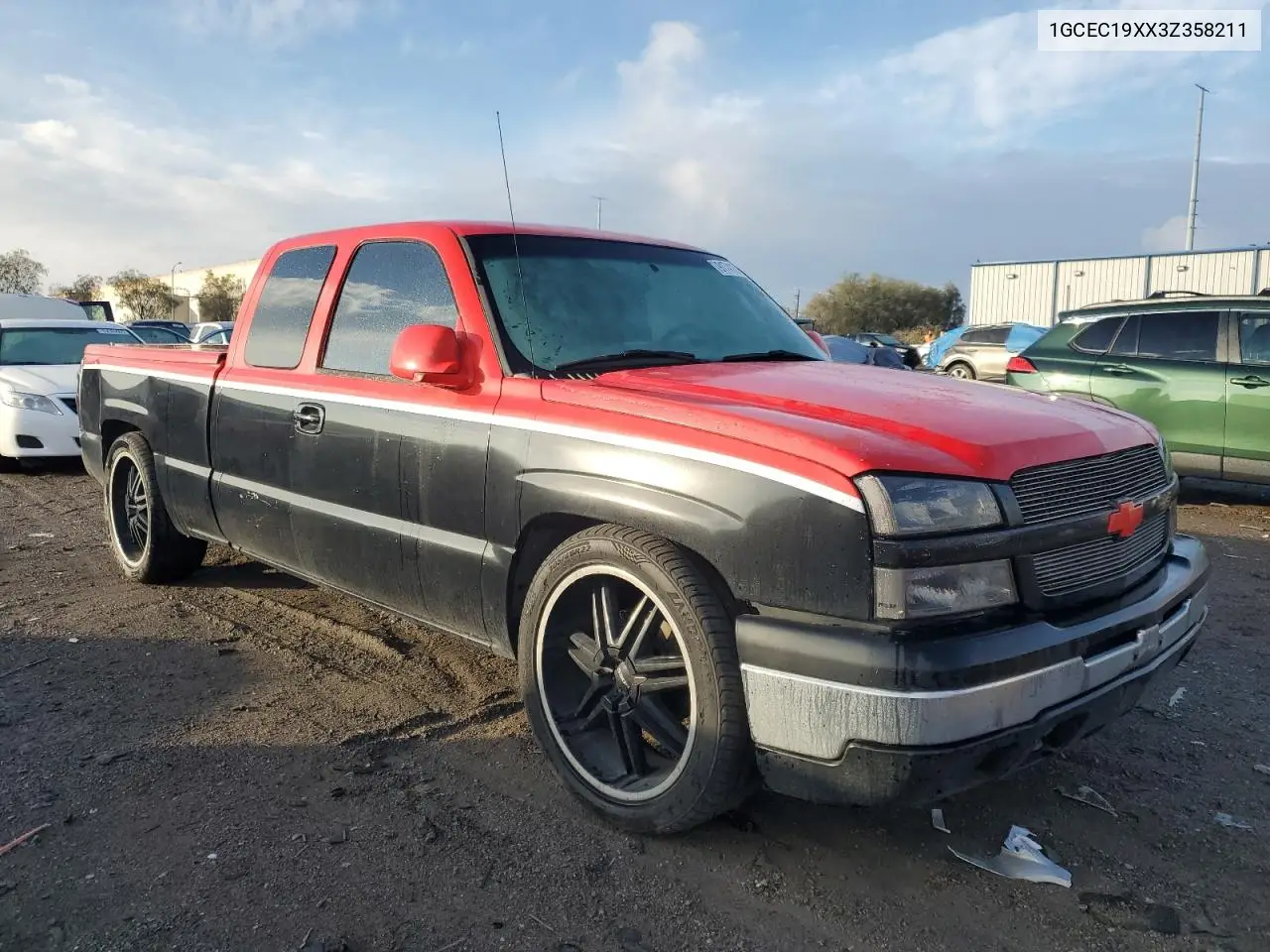 1GCEC19XX3Z358211 2003 Chevrolet Silverado C1500