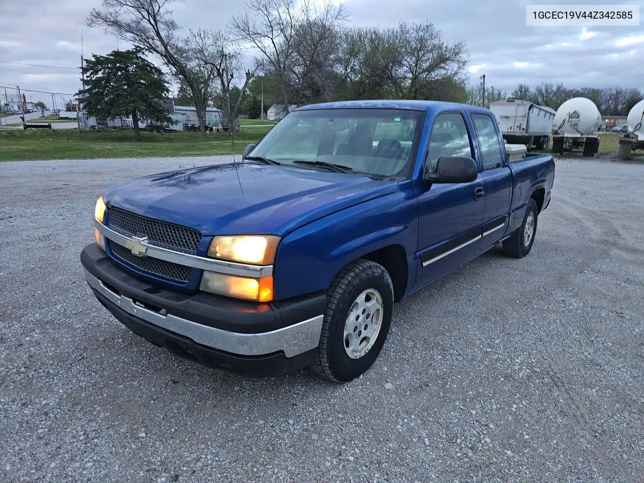1GCEC19V44Z342585 2004 Chevrolet Silverado C1500