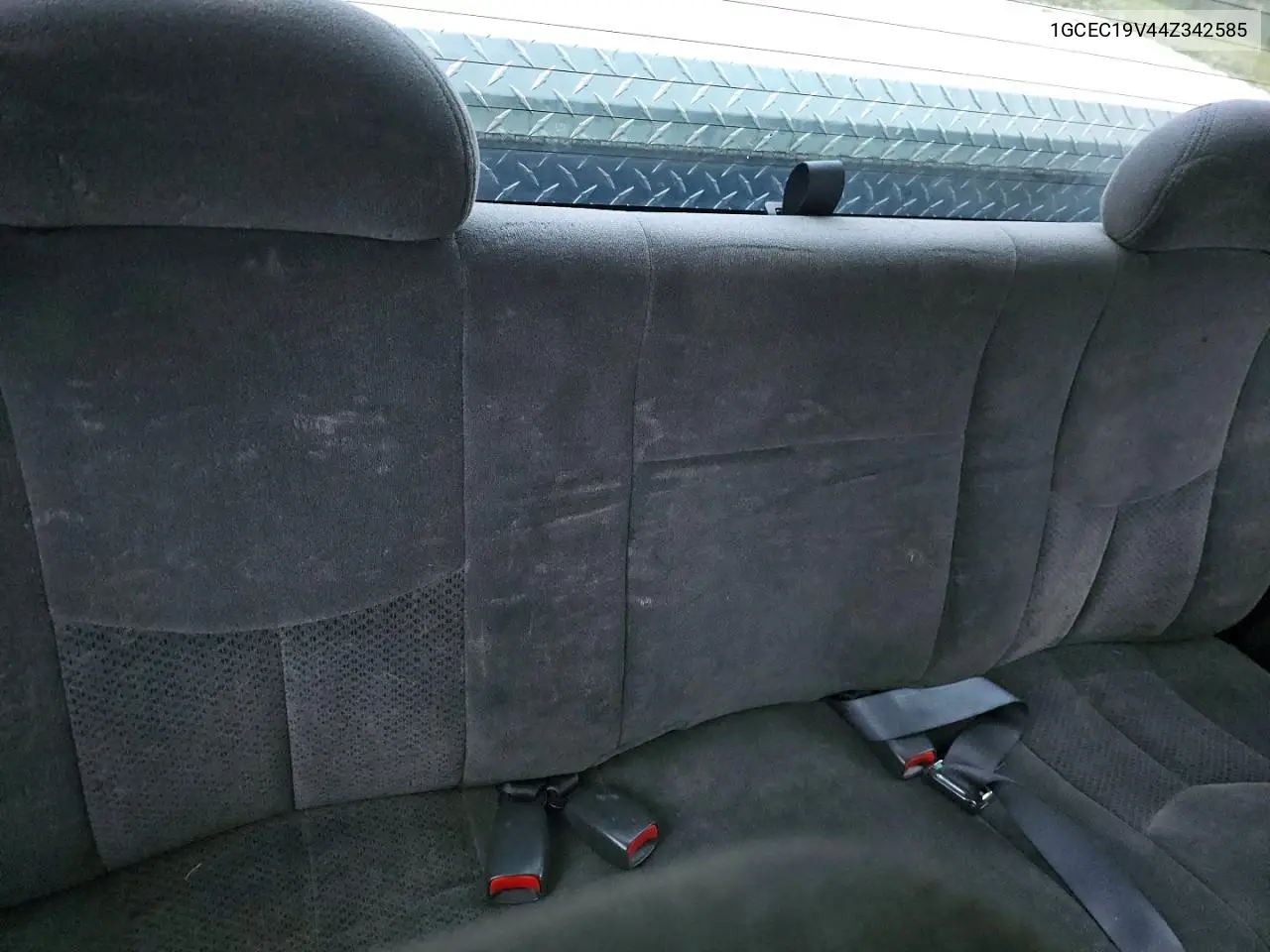 1GCEC19V44Z342585 2004 Chevrolet Silverado C1500