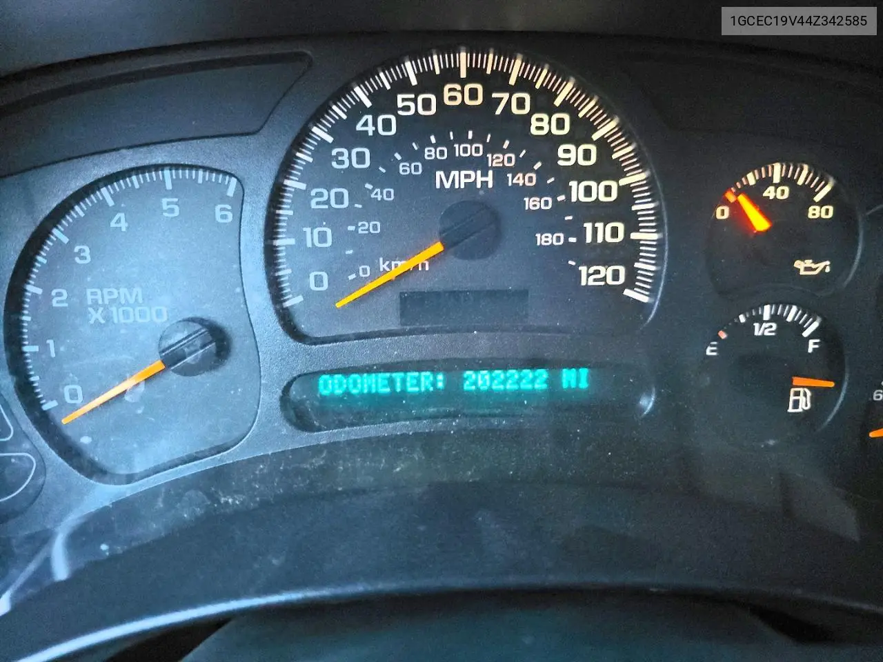 1GCEC19V44Z342585 2004 Chevrolet Silverado C1500