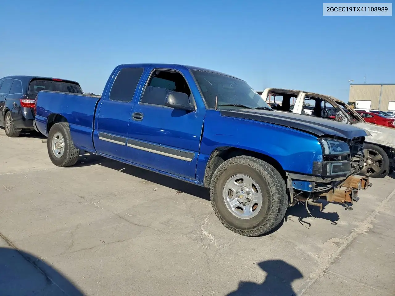 2GCEC19TX41108989 2004 Chevrolet Silverado C1500