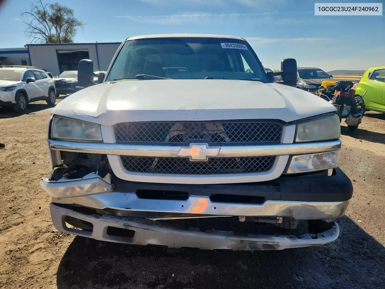 1GCGC23U24F240962 2004 Chevrolet Silverado C2500