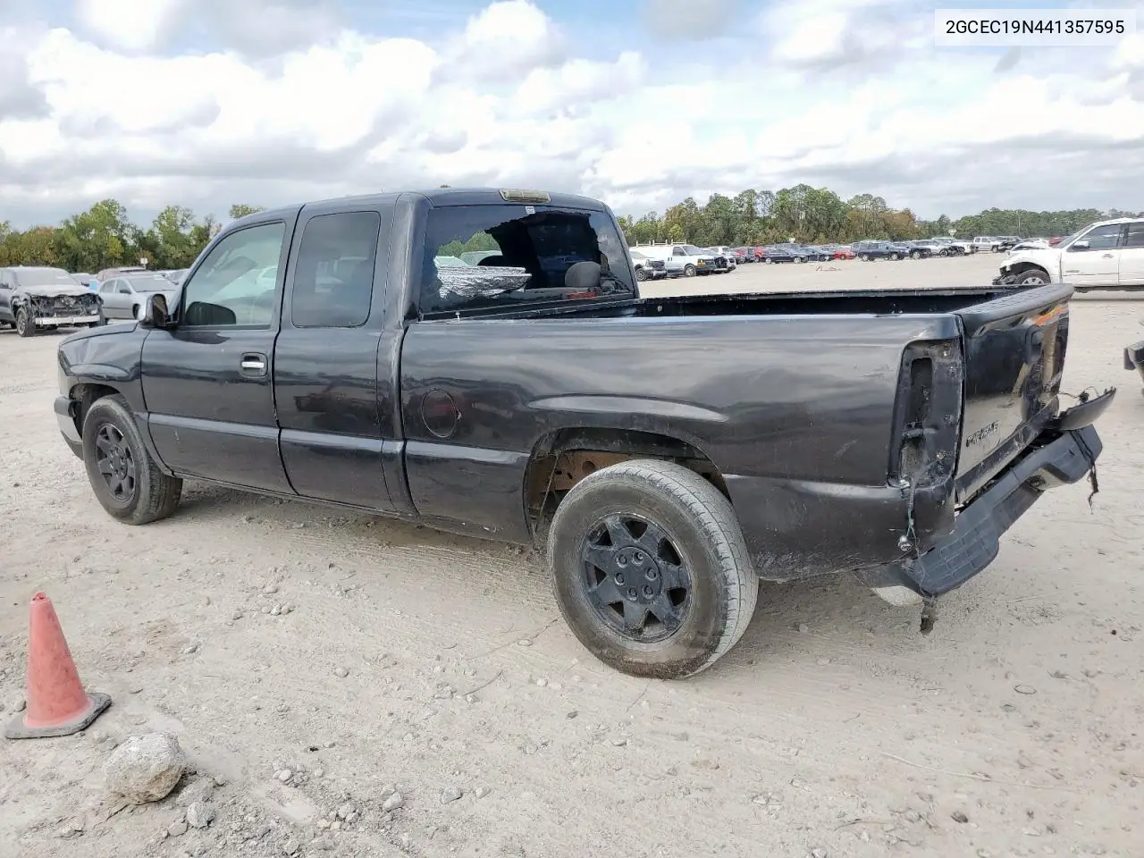 1GCEC19X94Z228762 2004 Chevrolet Silverado C1500