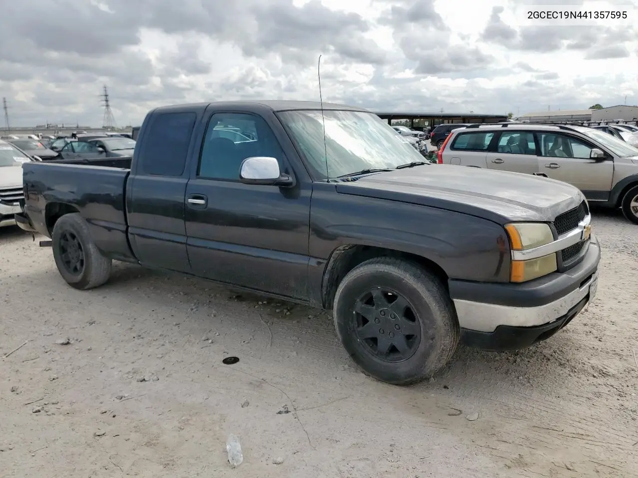 1GCEC19X94Z228762 2004 Chevrolet Silverado C1500