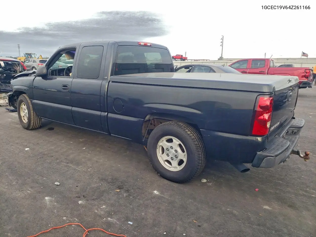 1GCEC19V64Z261166 2004 Chevrolet Silverado C1500