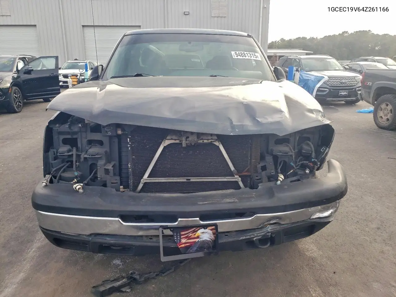 1GCEC19V64Z261166 2004 Chevrolet Silverado C1500