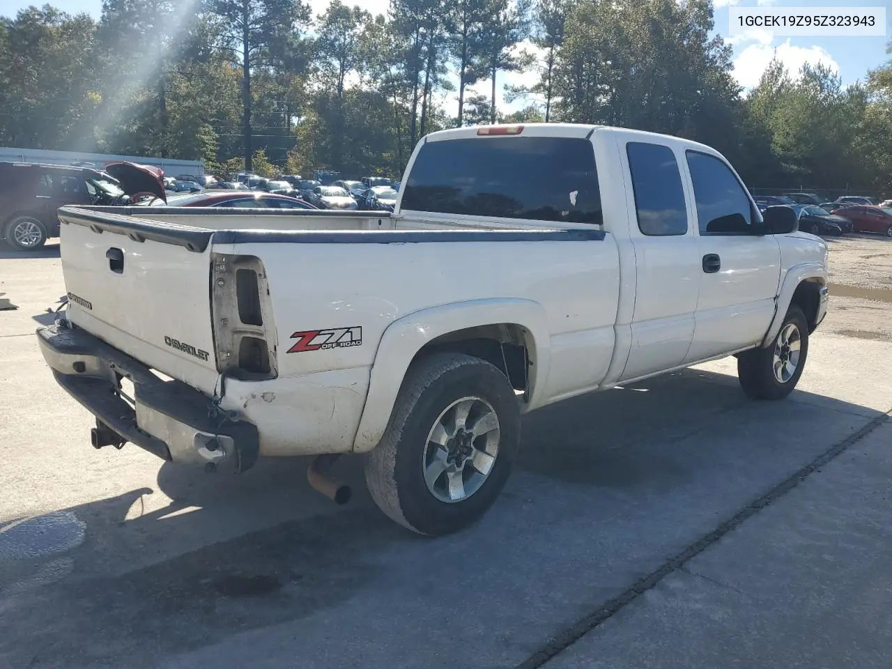 1GCEK19Z95Z323943 2005 Chevrolet Silverado K1500