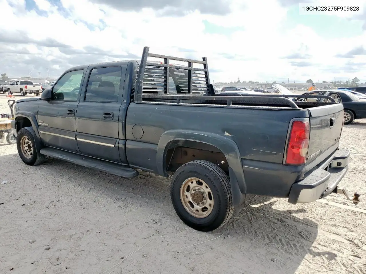 1GCHC23275F909828 2005 Chevrolet Silverado C2500 Heavy Duty