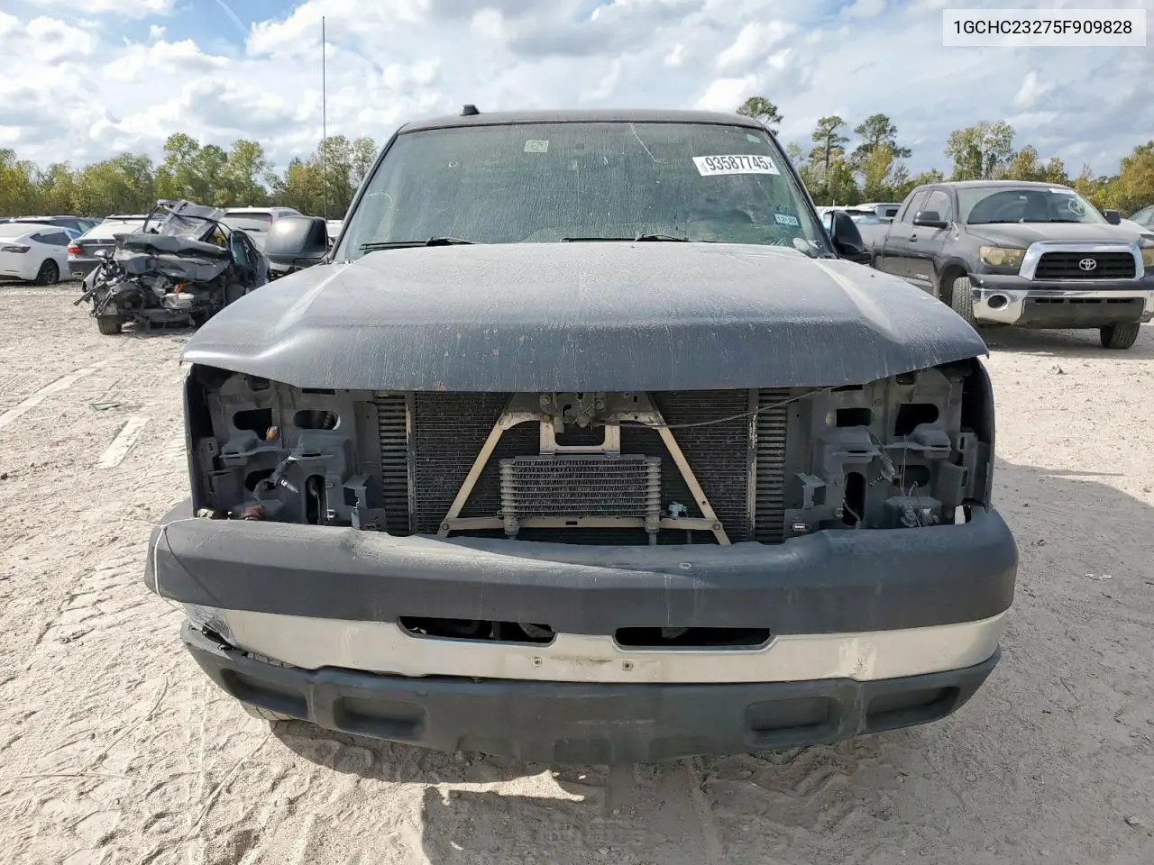 1GCHC23275F909828 2005 Chevrolet Silverado C2500 Heavy Duty